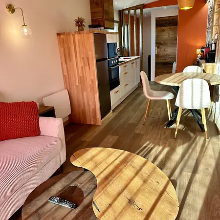 Le Duplex Du Parc - Terrasse * Granges-sur-Vologne